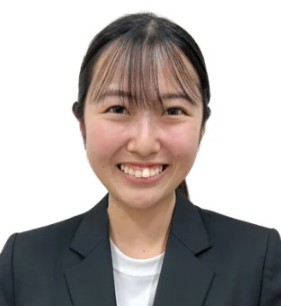 栗木 真央